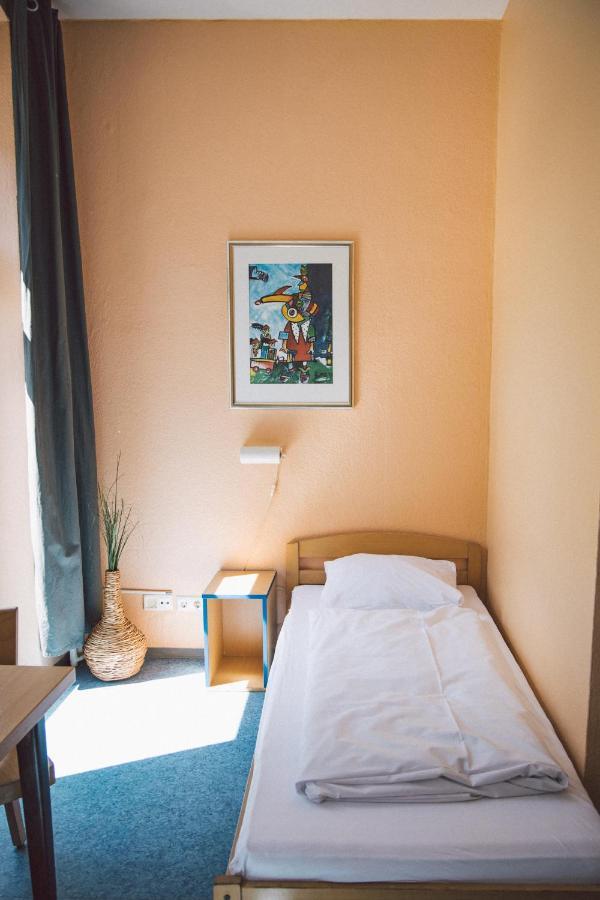 Happy Hotel Berlin Exterior foto